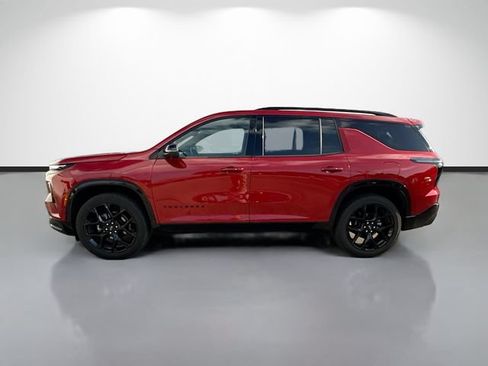 Used 2024 Chevrolet Traverse RS w/ LPO, Floor Liner Package FWD image 6
