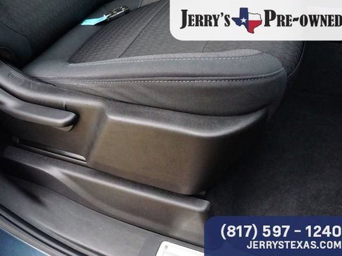 Used 2020 Chevrolet Silverado 1500 RST w/ Texas Edition AWD/4WD image 24