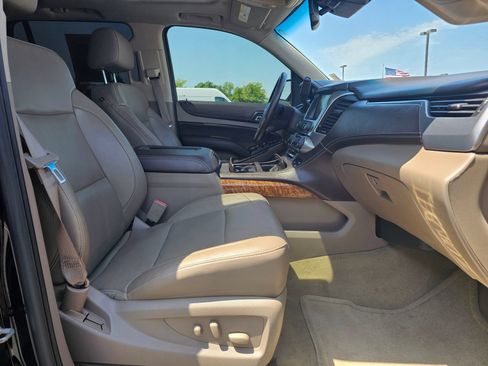 Used 2016 Chevrolet Tahoe LTZ AWD/4WD image 30