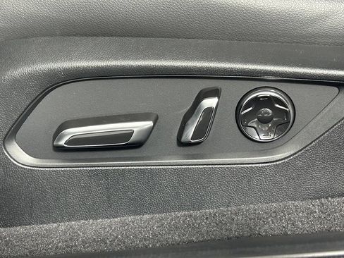 Used 2023 Acura TLX FWD image 31