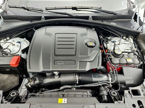 Used 2025 Land Rover Range Rover Velar Dynamic SE image 20