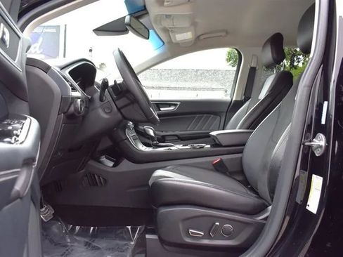 Used 2018 Ford Edge Sport w/ Equipment Group 401A AWD/4WD image 10
