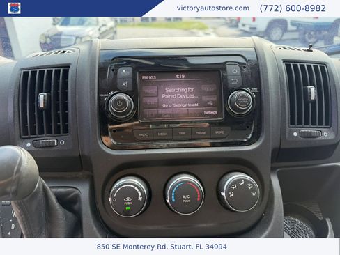 Used 2021 RAM ProMaster 2500 w/ Convenience Group FWD image 21