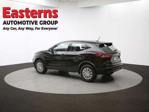 Used 2020 Nissan Rogue Sport S image 61