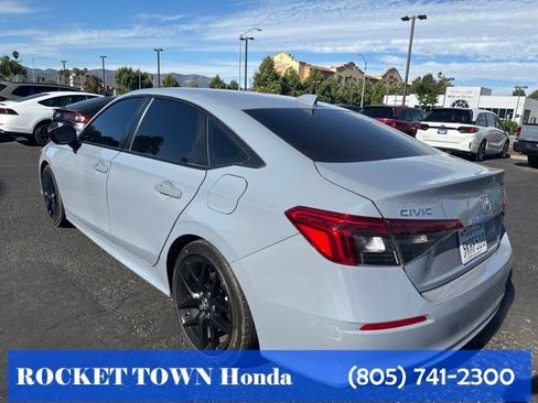 Used 2024 Honda Civic Sport image 2