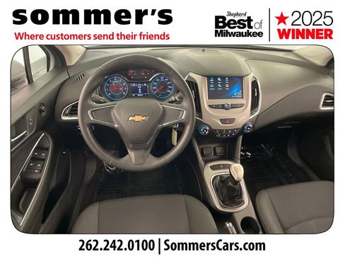 Used 2018 Chevrolet Cruze LS FWD image 12