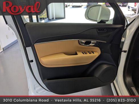 Certified 2023 Volvo XC90 B6 Ultimate image 18