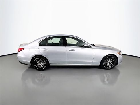 Used 2025 Mercedes-Benz C 300 4MATIC Sedan image 8