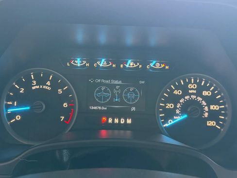 Used 2018 Ford F150 XLT w/ Equipment Group 302A Luxury AWD/4WD image 29
