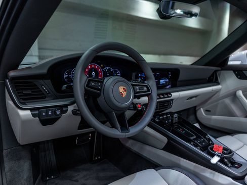Certified 2026 Porsche 911 Carrera 4S AWD/4WD image 4