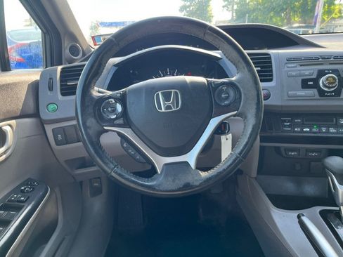 Used 2012 Honda Civic Hybrid Sedan image 17