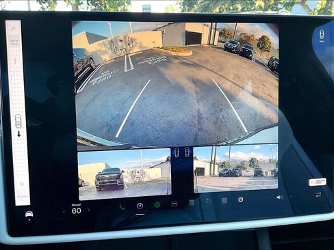 Used 2022 Tesla Model X Plaid image 27