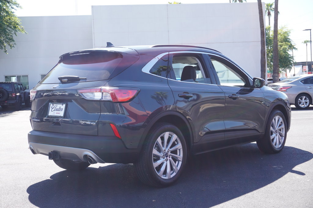 Used 2022 Ford Escape Titanium w/ Titanium Elite Package AWD/4WD image 5