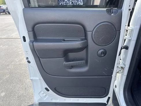Used 2005 Dodge Ram 1500 Truck SLT AWD/4WD image 14