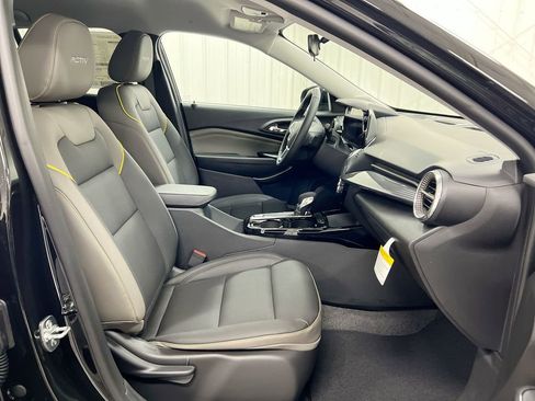 New 2026 Chevrolet Trax ACTIV w/ Driver Confidence Package image 21
