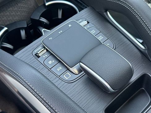 New 2026 Mercedes-Benz GLE 450 4MATIC image 32