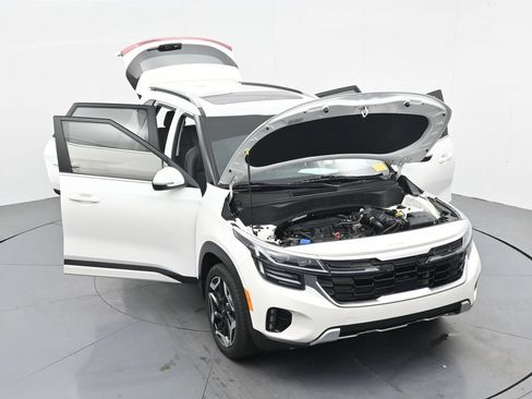 Used 2024 Kia Seltos SX w/ SX Sunroof Package AWD/4WD image 38