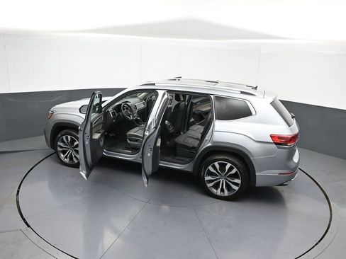 Used 2023 Volkswagen Atlas SEL Premium AWD/4WD image 46