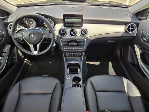 Used 2015 Mercedes-Benz GLA 250 4MATIC image 16