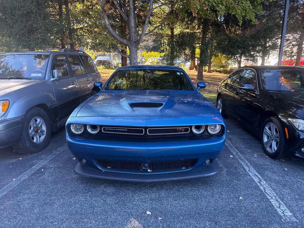 Used 2022 Dodge Challenger R/T w/ Plus Package RWD image 2
