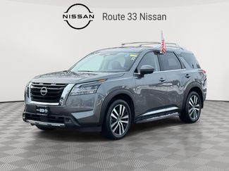 Used 2023 Nissan Pathfinder Platinum w/ Lighting Package (N93) video 2