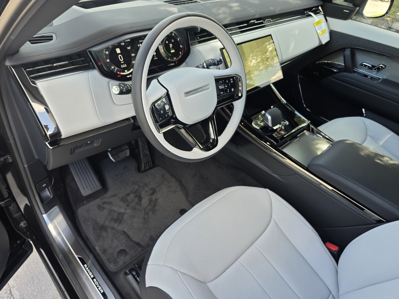 New 2026 Land Rover Range Rover Sport Dynamic SE AWD/4WD image 12