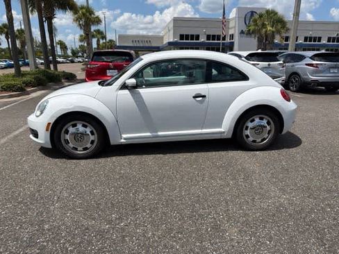 Used 2015 Volkswagen Beetle 1.8T FWD image 23