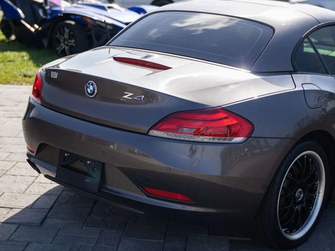 Used 2011 BMW Z4 sDrive30i RWD image 23