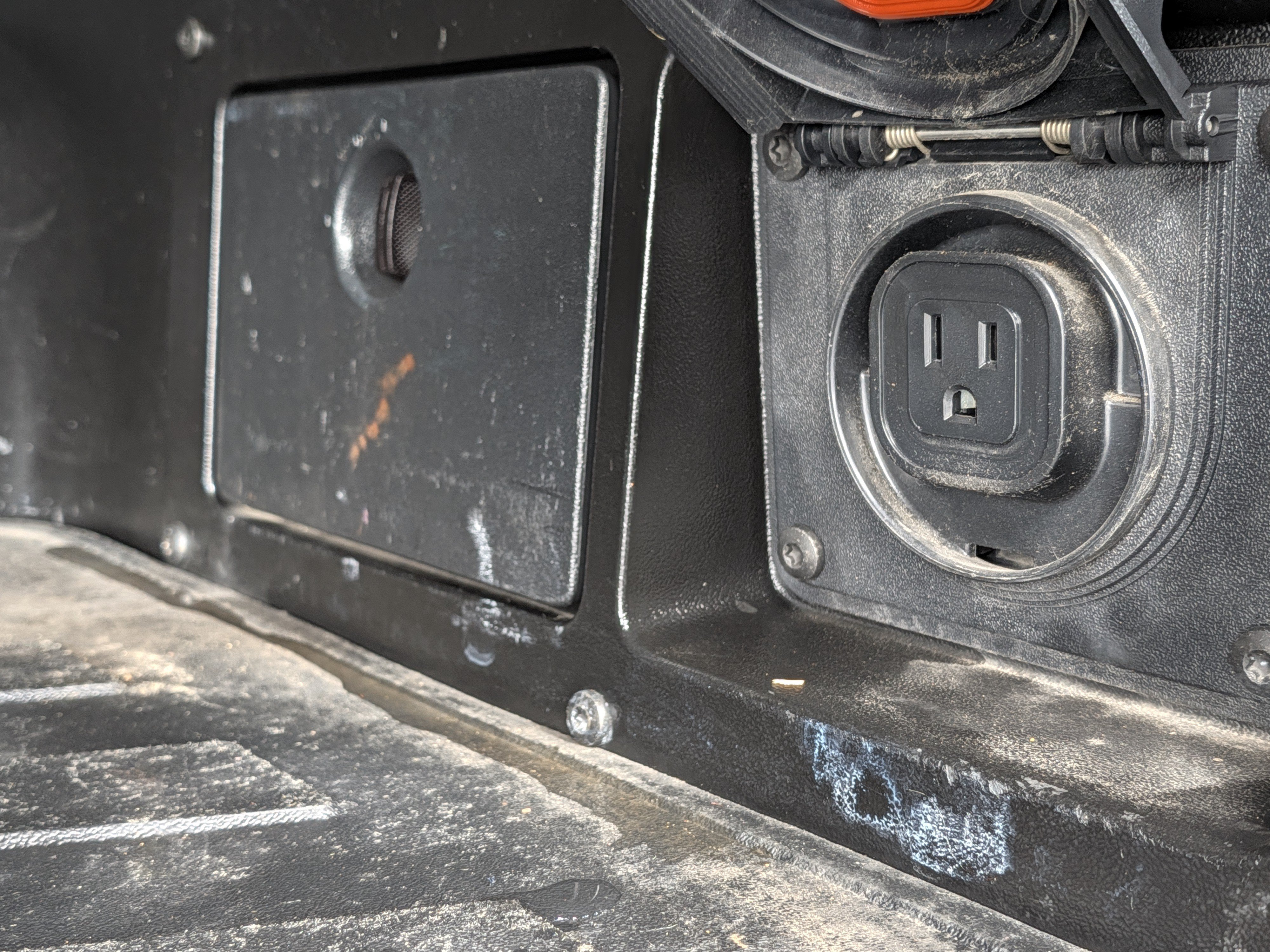 Used 2019 Toyota Tacoma TRD Sport w/ Technology Package AWD/4WD image 9