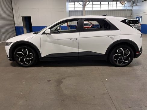 Used 2024 Hyundai Ioniq 5 SEL image 6