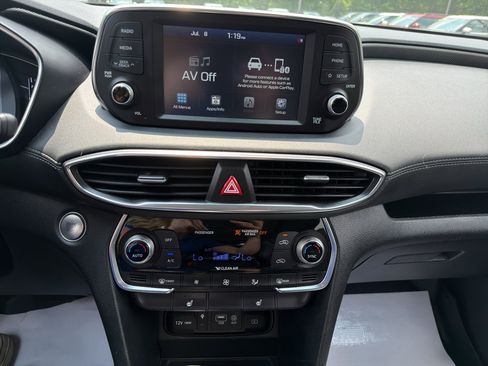 Used 2020 Hyundai Santa Fe SEL w/ Convenience + Premium Package AWD/4WD image 17