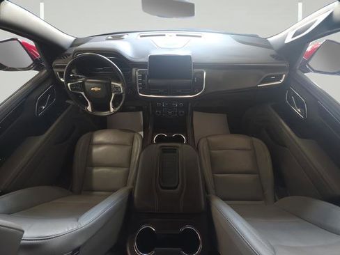 Used 2022 Chevrolet Suburban LT image 28