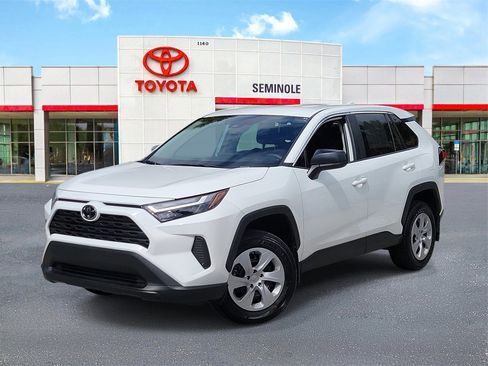 Used 2025 Toyota RAV4 LE image 1