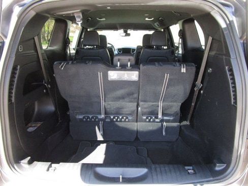 Used 2020 Chrysler Pacifica Touring-L Plus w/ S Appearance Package FWD image 8