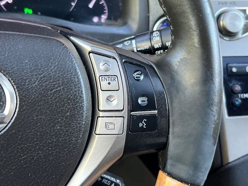 Used 2015 Lexus RX 450h FWD image 28