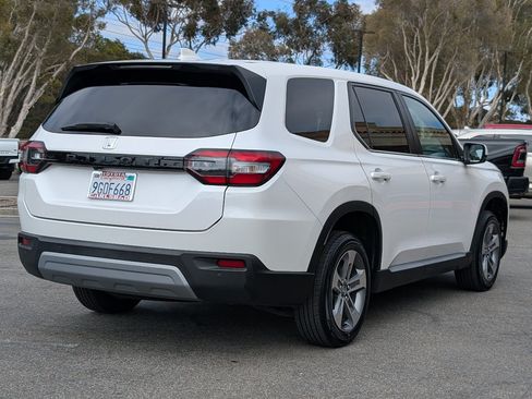 Used 2023 Honda Pilot EX-L image 14