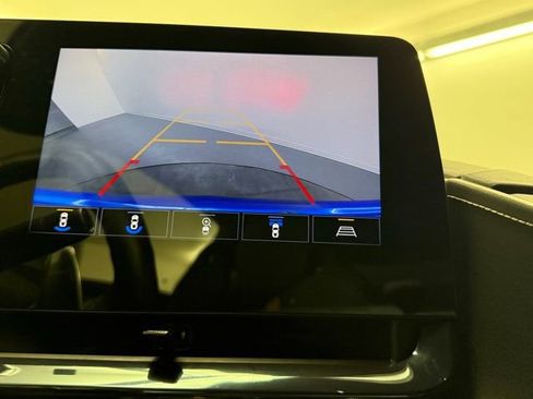 Used 2023 Chevrolet Corvette Stingray w/ Z51 Performance Package image 19