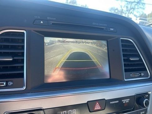 Used 2016 Hyundai Sonata Sport w/ Option Group 02 image 10