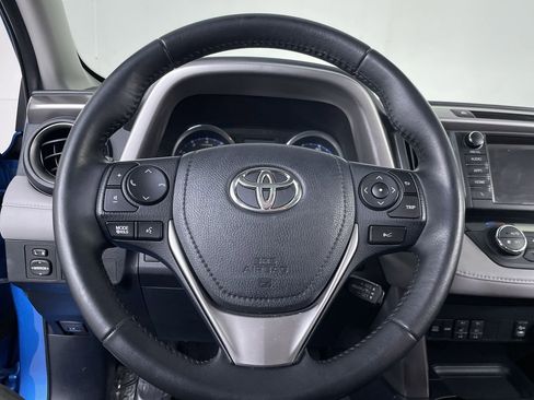 Used 2018 Toyota RAV4 Limited w/ All Weather Liner Package AWD/4WD image 14