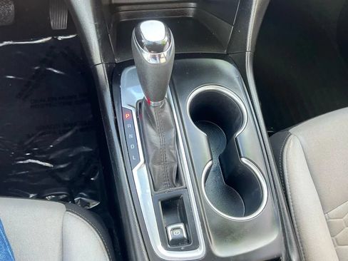 Used 2020 Chevrolet Equinox LS FWD image 22