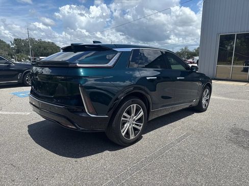 Used 2024 Cadillac Lyriq Tech RWD image 9
