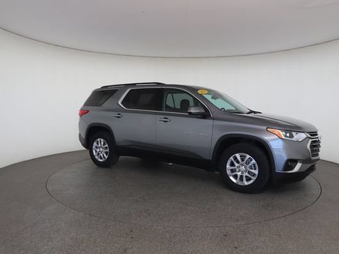 Used 2021 Chevrolet Traverse LT w/ LPO, Floor Liner Package AWD/4WD image 26