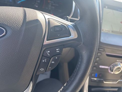 Used 2018 Ford Edge Titanium w/ Equipment Group 301A image 33