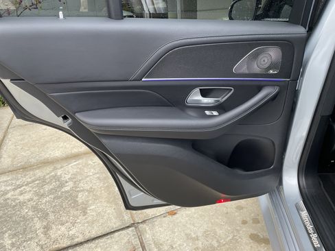 Certified 2024 Mercedes-Benz GLE 450 4MATIC image 37