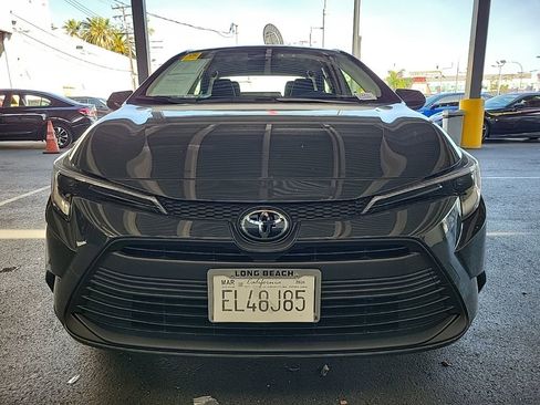 Used 2026 Toyota Corolla LE image 3