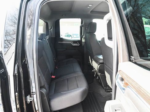 Used 2024 GMC Sierra 1500 Elevation image 29