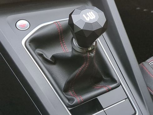 Used 2022 Volkswagen GTI S image 31