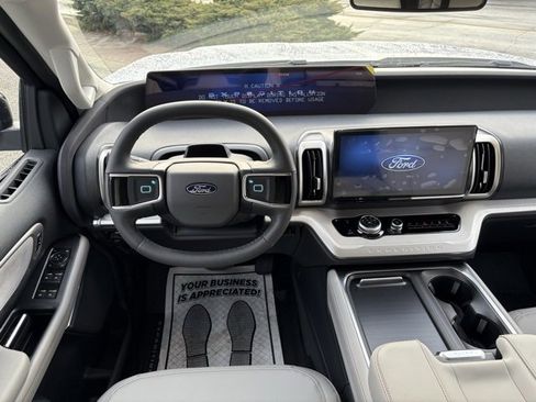 New 2025 Ford Expedition Max Active image 14