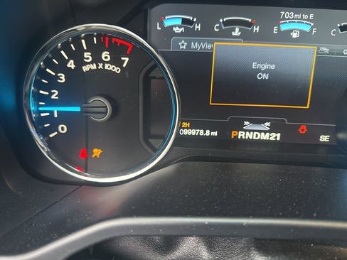 Used 2016 Ford F150 Platinum w/ Equipment Group 701A Luxury image 13