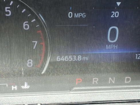 Used 2020 Ford Explorer XLT AWD/4WD image 13